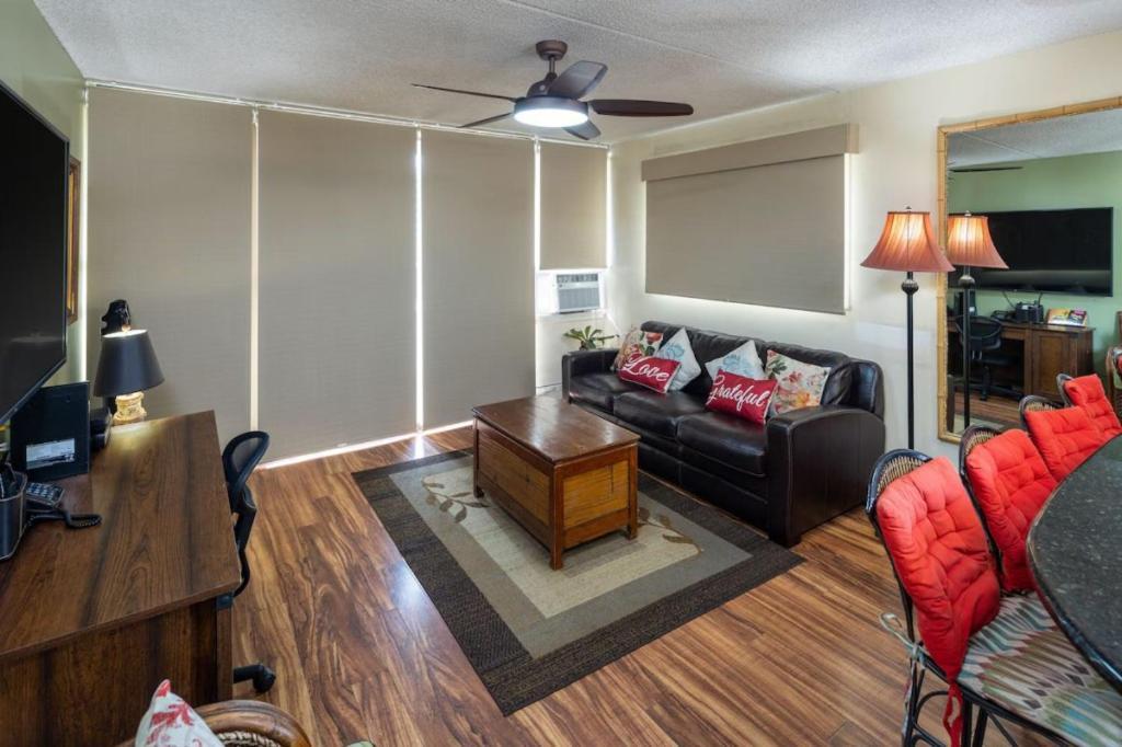 Heart Of Waikiki,1Bdrm,Free Parking, Wifi,No Resort Fees,Youtube,Netflix ! Honolulu Exterior photo