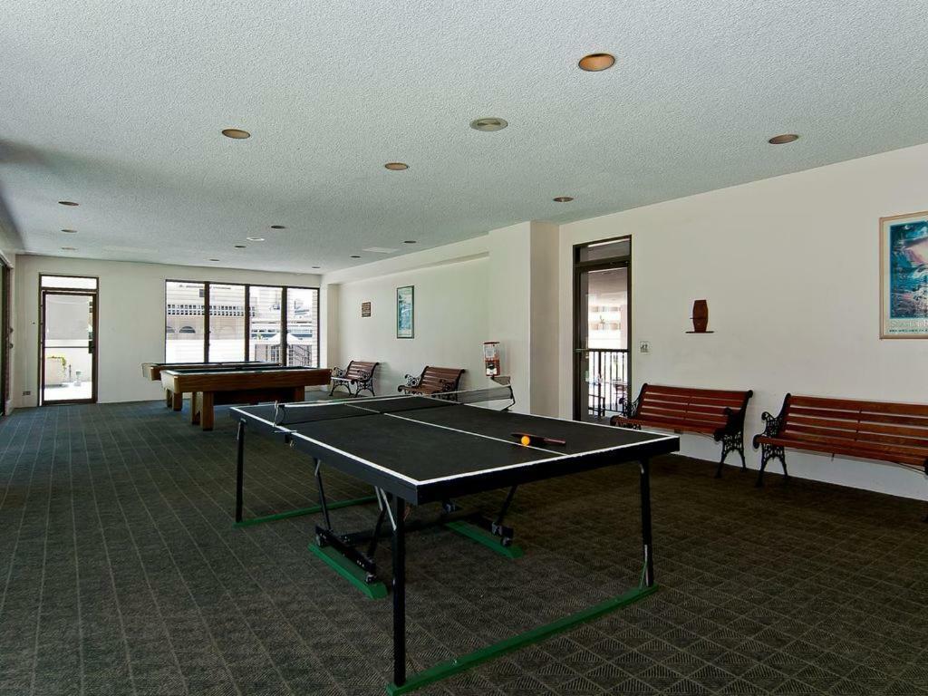 Heart Of Waikiki,1Bdrm,Free Parking, Wifi,No Resort Fees,Youtube,Netflix ! Honolulu Exterior photo